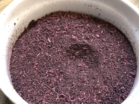 梅干し作りで余った赤紫蘇塩漬で簡単ゆかり
